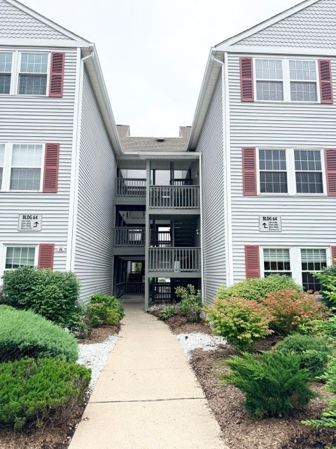 Building Photo - 64 Dayton Ct