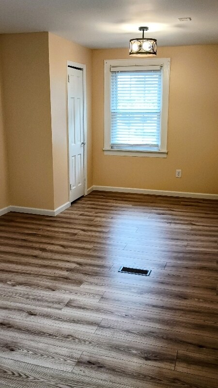 Building Photo - 1500 Lamont St