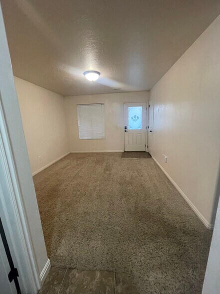 Building Photo - 4227 W 75 N