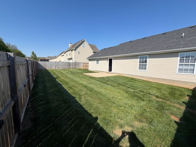 Building Photo - BEAUTIFUL HOME!!!