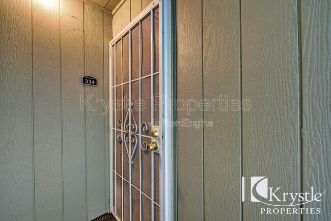 Building Photo - 1333 N Camino Alto