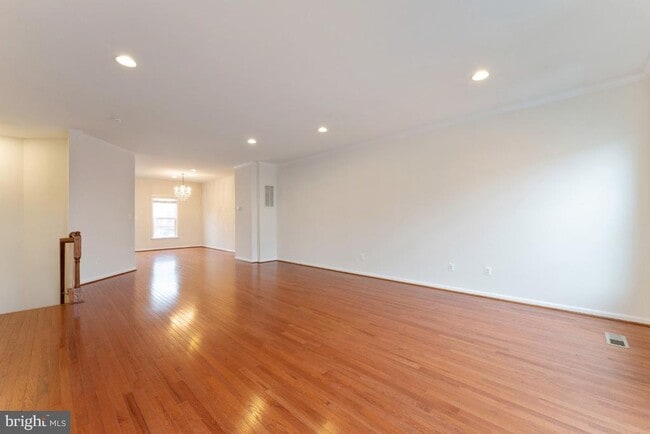 Building Photo - 25120 Sweet Myrtle Square