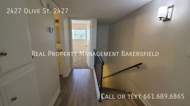 Primary Photo - 2427 Olive St