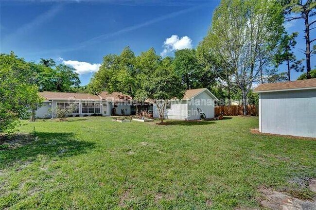 Building Photo - 7917 Carolina Ln