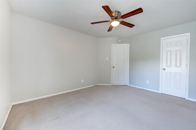 Building Photo - 16814 Benwick Dr