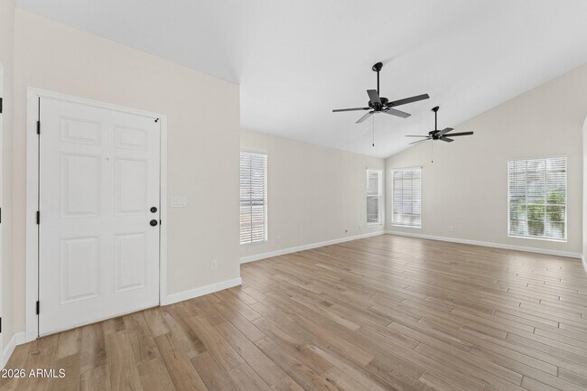 Building Photo - 7214 W Sierra Vista Dr