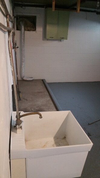Building Photo - 4309 Brooke St