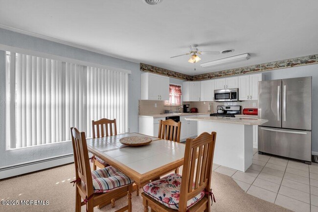 Building Photo - 63 Hyannis St