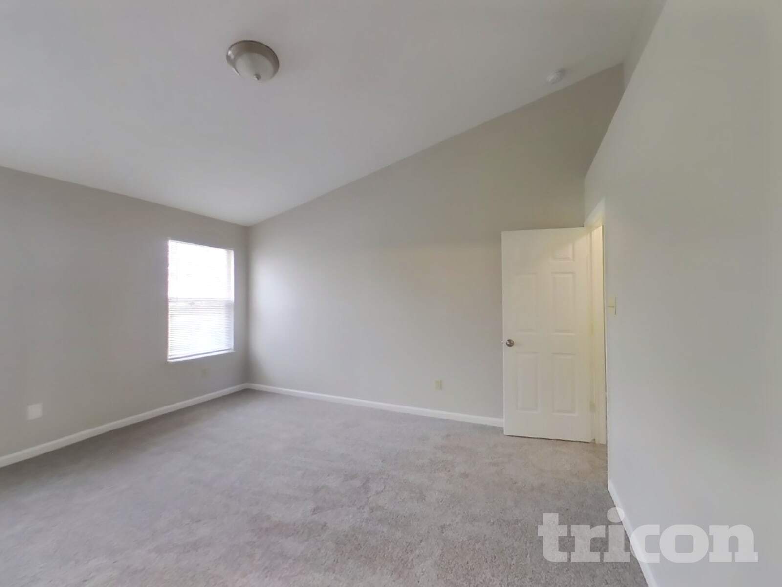 Building Photo - 1328 Wilkes Dr