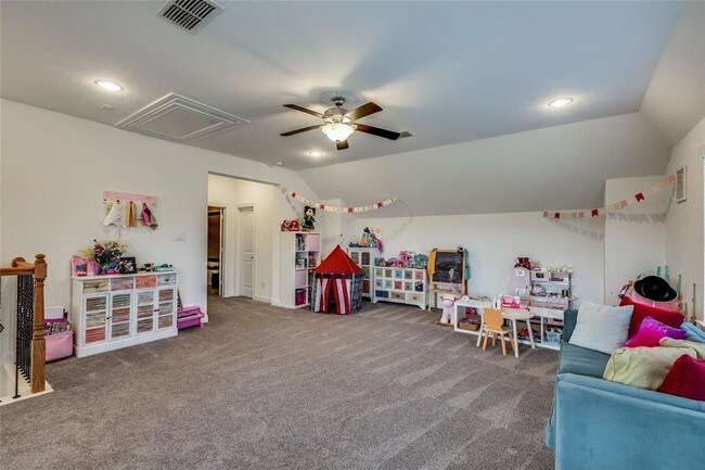Building Photo - 18303 Parkview Point Dr