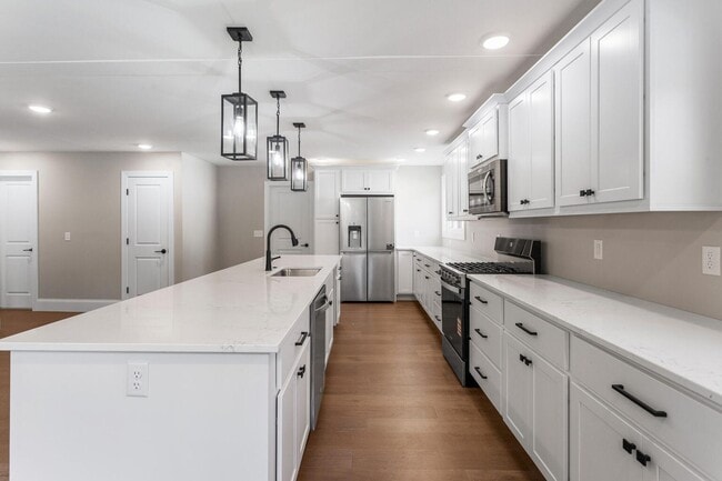 Building Photo - Four bedroom executive rental available no...