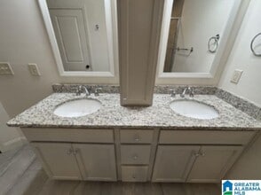 Building Photo - 4147 Lennox Wy