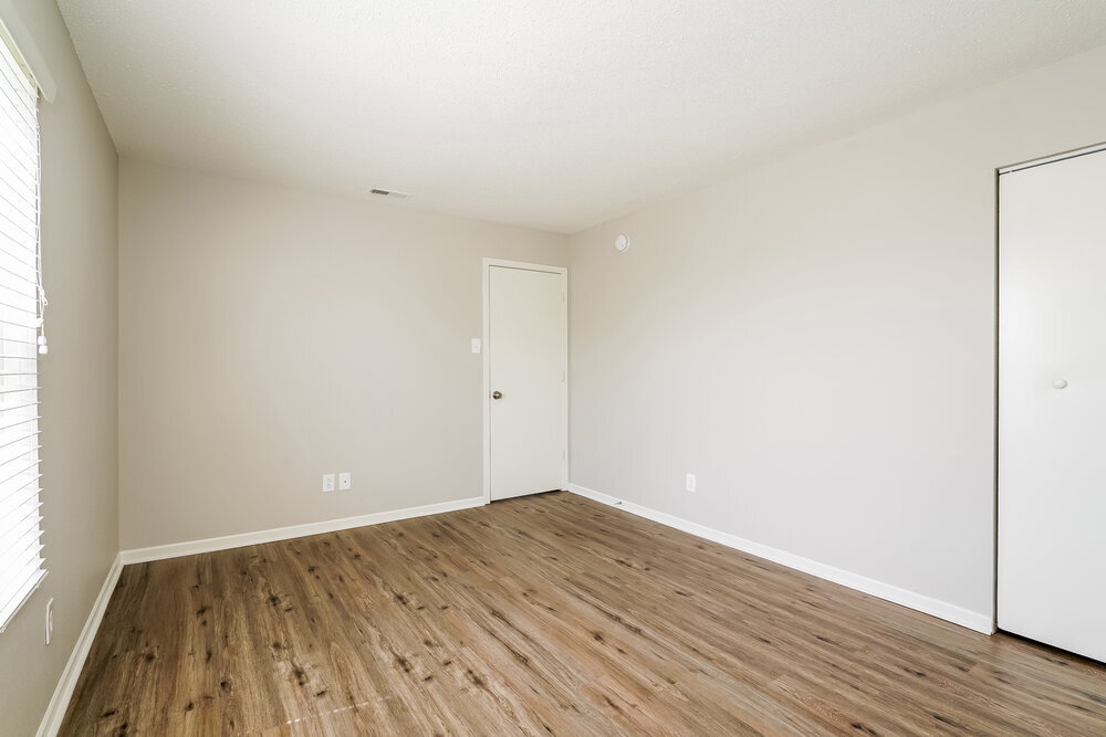 Building Photo - 7905 States Bend Dr