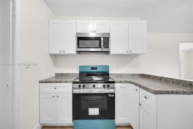 Building Photo - 299 NW 43rd St