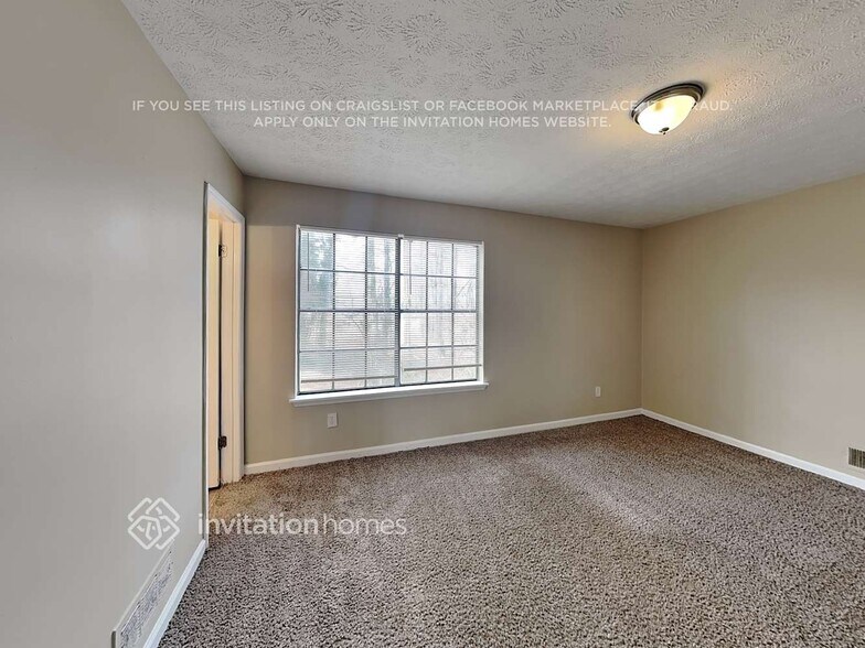 Building Photo - 5469 Liberty Rd