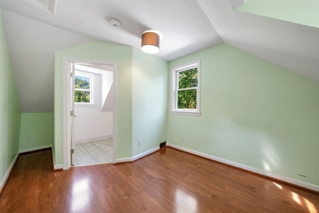 Building Photo - 42 Pinehurst Ave