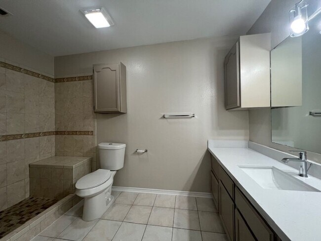 Building Photo - Shiloh Heights Condos