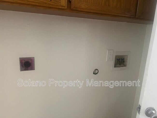 Building Photo - 184 Nantucket Cir