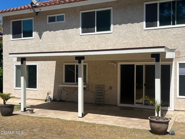 Building Photo - 3862 Lesser Dr