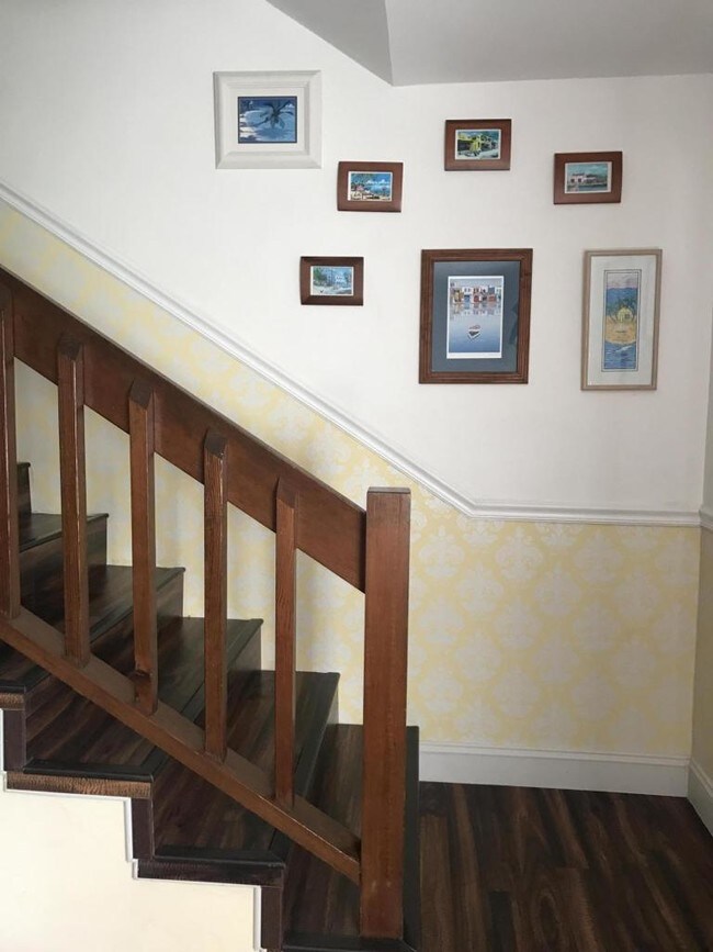 Building Photo - 5704 Channel Dr