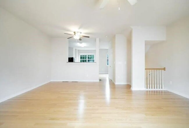 Building Photo - 2251 Landing Ridge Dr