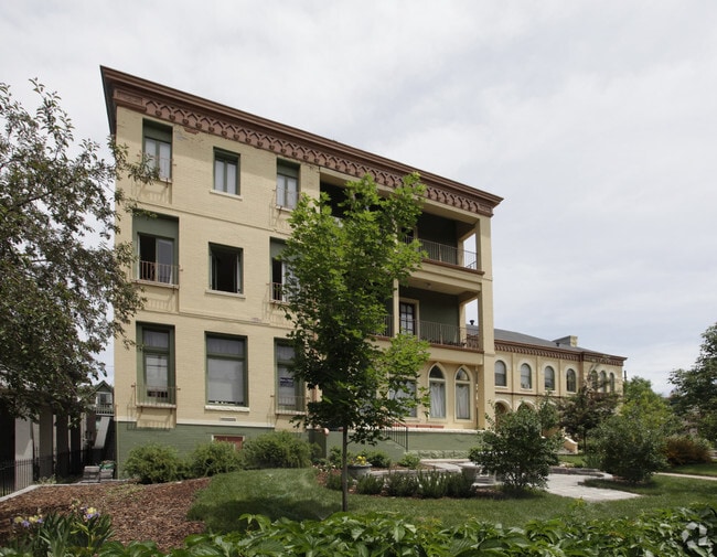 Wolcott Apartments 14101414 Marion St Denver CO 80218 Apartment Finder