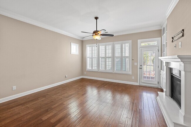 Building Photo - 4 Bedroom Home with Finished Flex Space Ab...