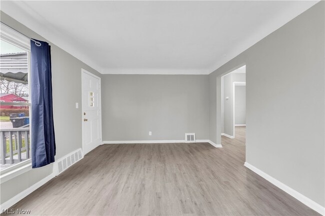 Building Photo - 16606 Lipton Ave