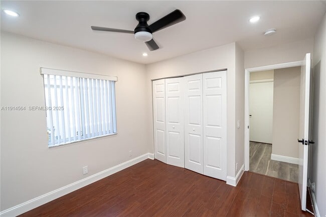 Building Photo - 1592 Salerno Cir