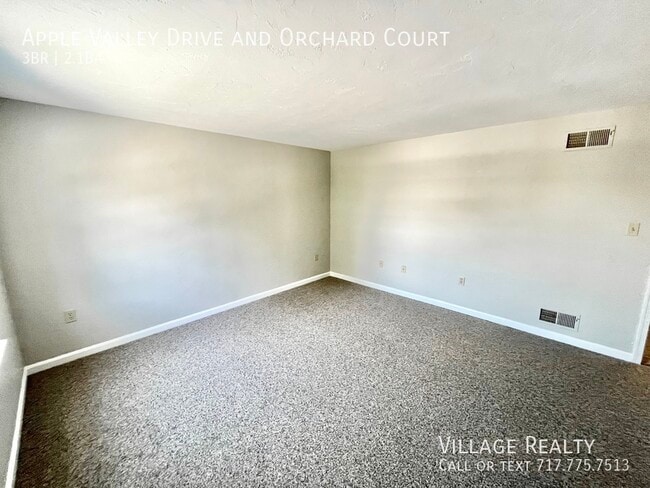 Building Photo - 710 Apple Valley Dr