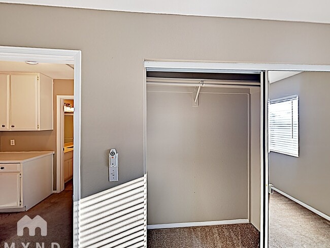 Building Photo - 107 Mangano Cir