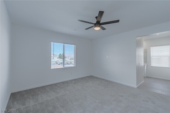 Building Photo - 9958 Oliver Hls Ave