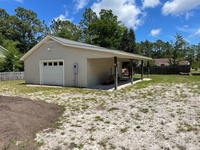Building Photo - 1136 Longleaf Rd