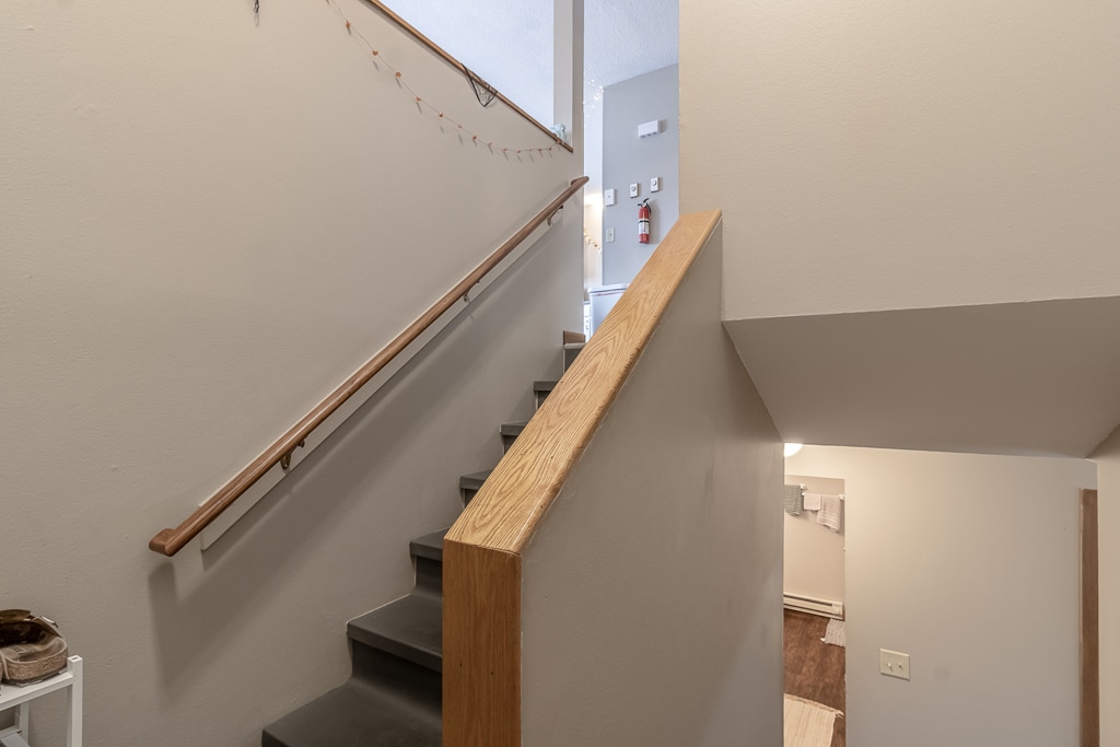 Building Photo - 202 Balcerzak Dr