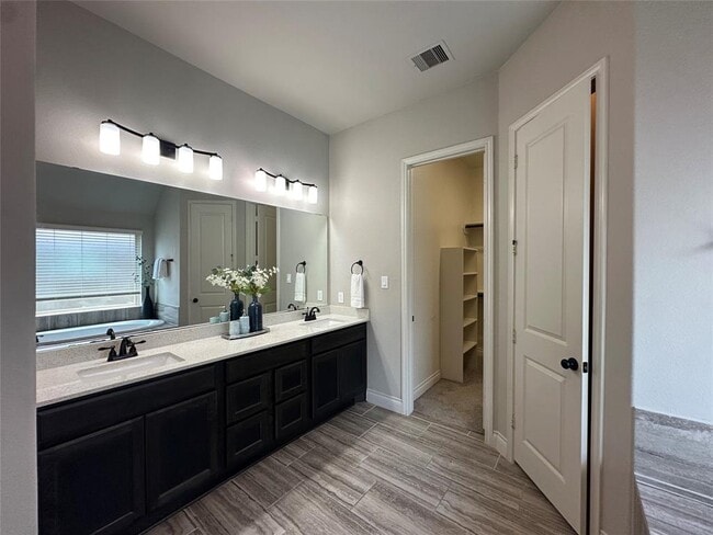 Building Photo - 3319 Sky Run Ct