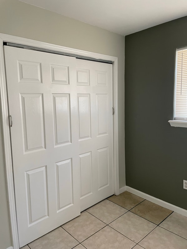 Building Photo - 6254 Kuebel Dr