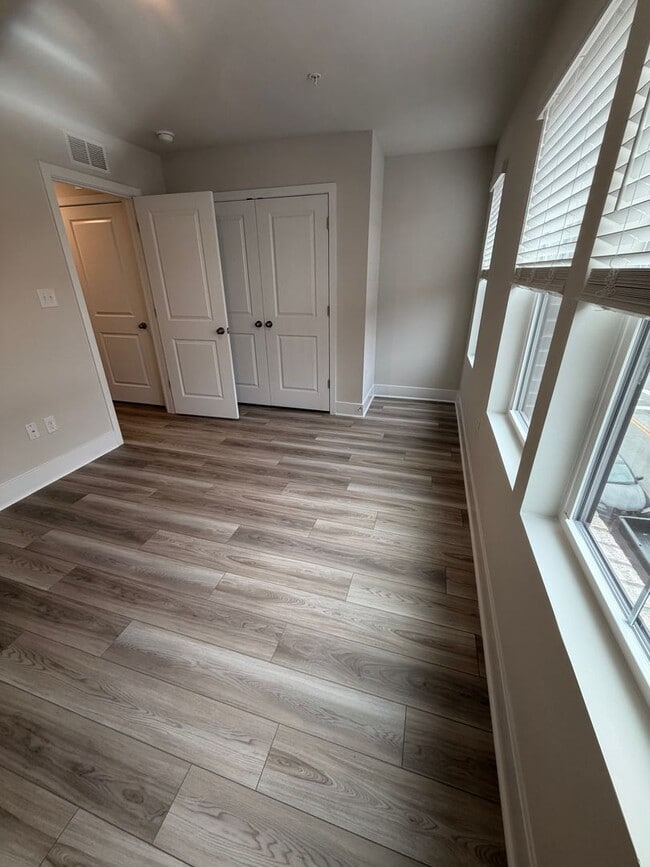 Building Photo - Newly Constructed 3bed/3.5 Bath Townhouse available in fall!