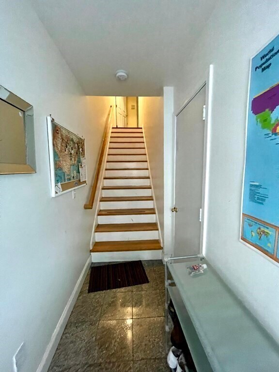 Building Photo - 232 Prospect St