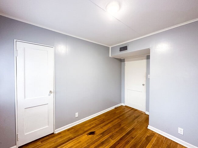 Building Photo - 3343 Arthington Blvd