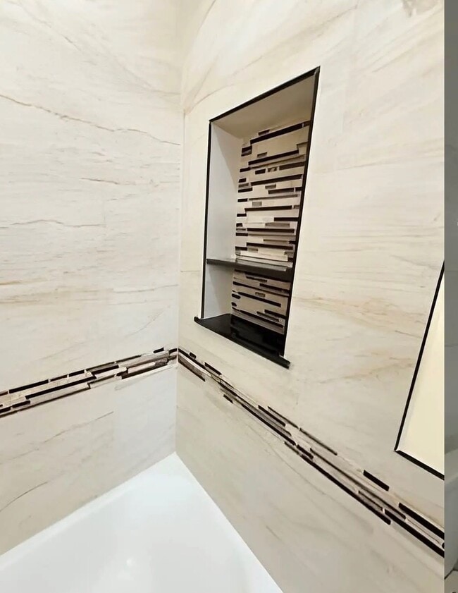 Building Photo - 235-33-235148 148th Rd