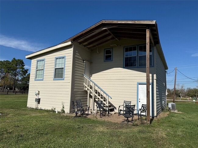 Building Photo - 14005 Alles House Rd