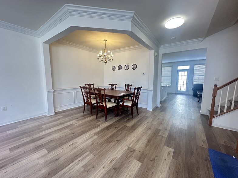 Building Photo - 4122 Dallas Hutchison St