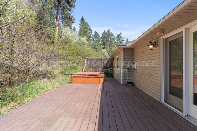 Building Photo - 6929 N Country Homes Blvd