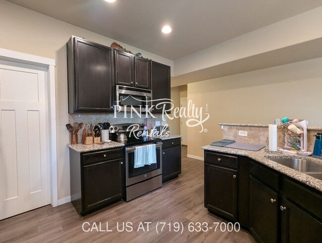 Building Photo - 7341 Tributary Ct