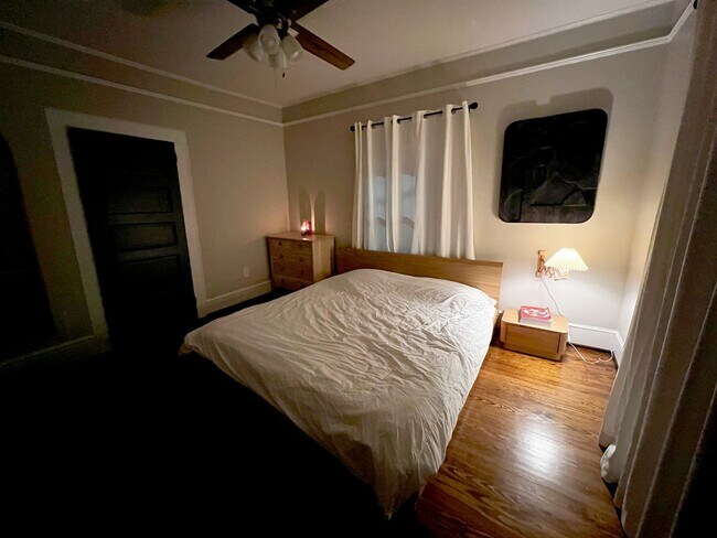 Building Photo - 2/2 Home for Rent Just 5 Minutes from Downtown Greenville!