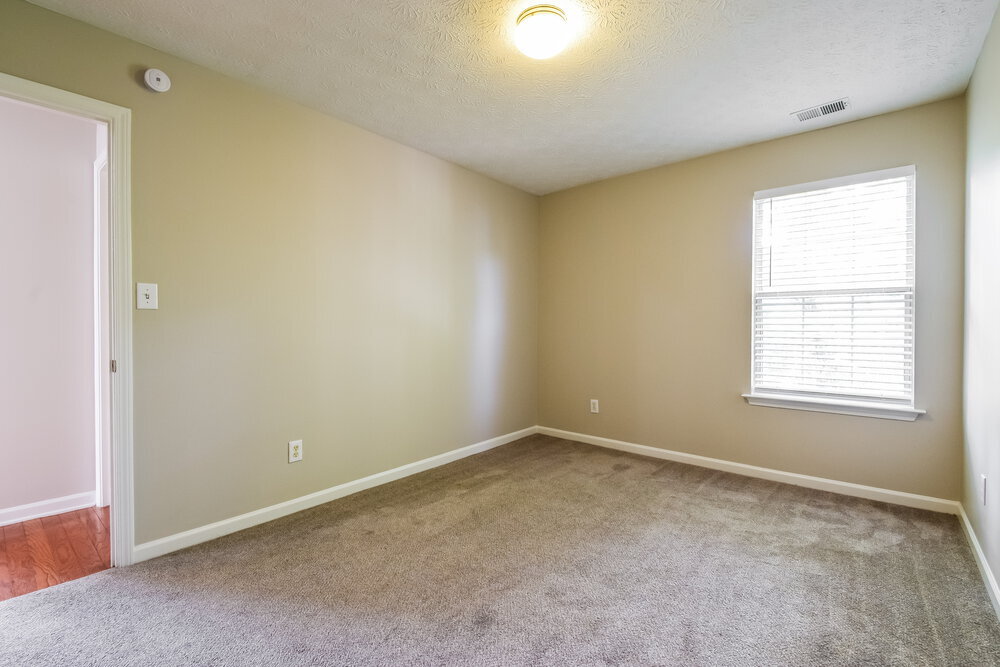 Building Photo - 1068 Litchfield Way SW