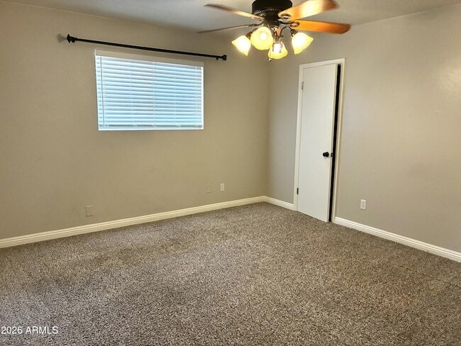 Building Photo - 523 E Malibu Dr