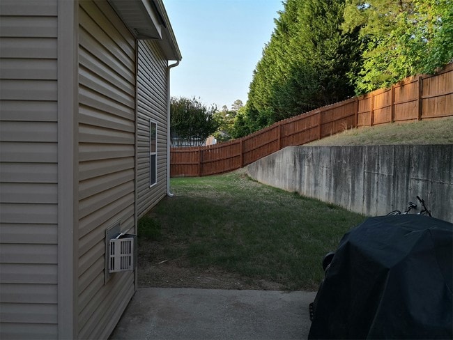 Building Photo - 17 Trailstream Dr