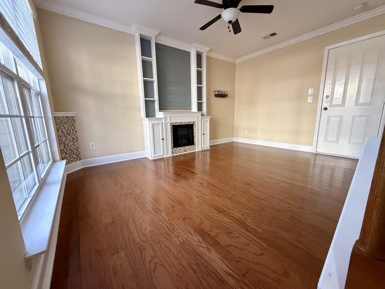 Bonus room with fireplace - 8236 Lenox Creekside Dr