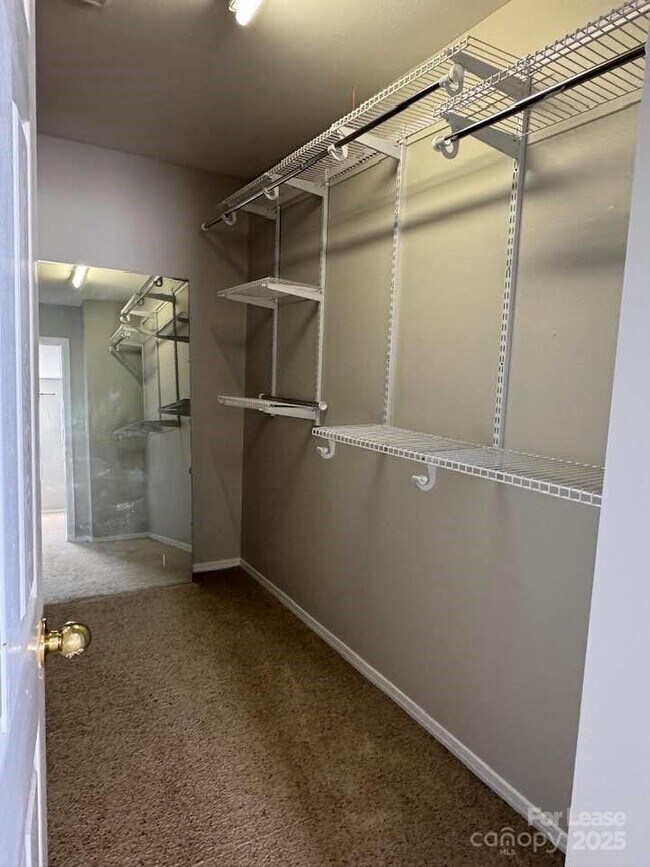 Building Photo - 10942 Dry Stone Dr